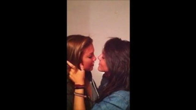 2 friend hot lesbian kissing